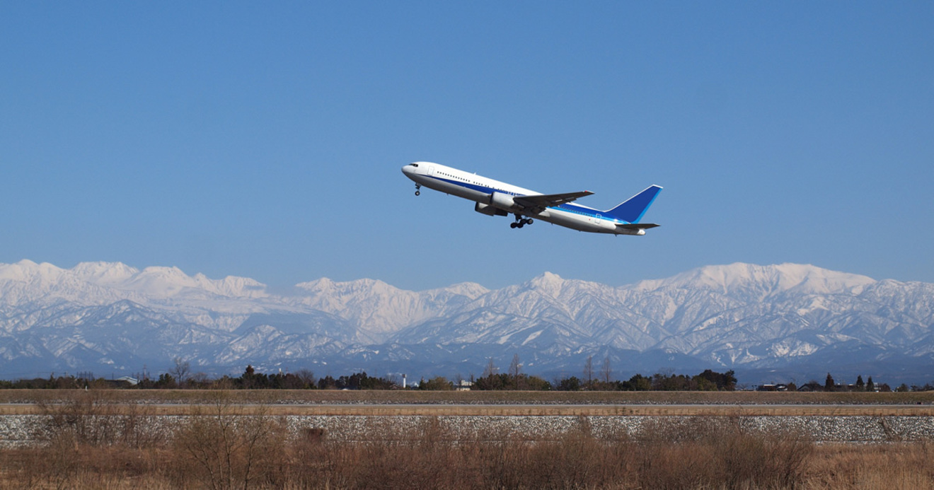 北陸新幹線の陰で危機に瀕する 富山空港の粘り腰 News Analysis ダイヤモンド オンライン