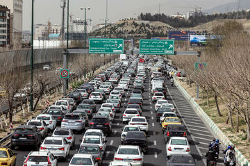 イラン市民に恐怖・怒り、そして歓喜の声