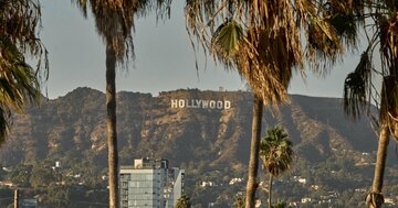 娯楽の街ロサンゼルス、経済苦境はパニック映画並み