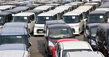 新車販売500万台割れ!自動車業界の「国内需要先細り」不安は本当か