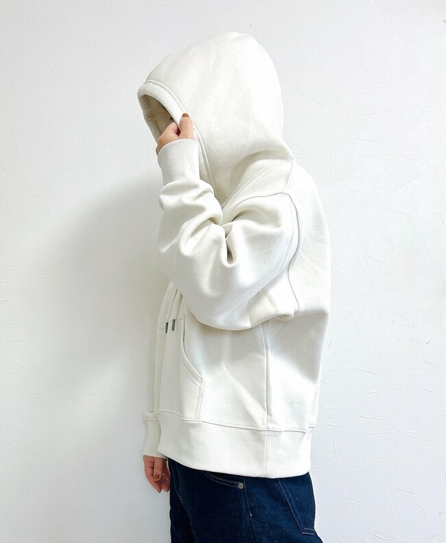 すぽんと着るだけで可愛い！GUの“ぽかぽかパーカー”脚長効果がバツグンなんです！「可愛いと褒められました！」「スタイルが良く見えます」