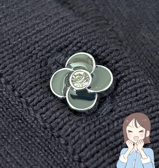 「即購入しました」「とっても可愛い」ハニーズの“花粉が落ちやすいカーディガン”お花のボタンが高級感たっぷりなんです!
