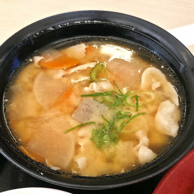 「めっちゃご飯すすむやん」かつや新作の“よくばり定食”がっつりお肉を食べられて幸せ！「豚肉祭りの開催だあ！」「お肉とても柔らかい！」