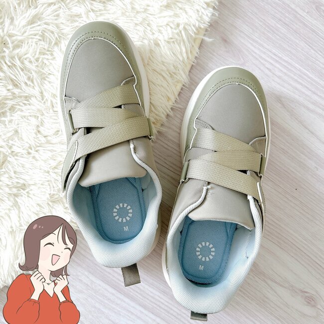 楽ちんすぎて、他のスニーカーに戻れない…!ワークマンの「新感覚シューズ」スポッと履けて、ふんわり歩けちゃうんです!