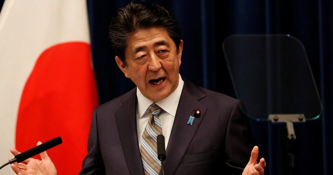 財政出動「一本足」のアベノミクス、高まる歳出圧力で健全化遠く