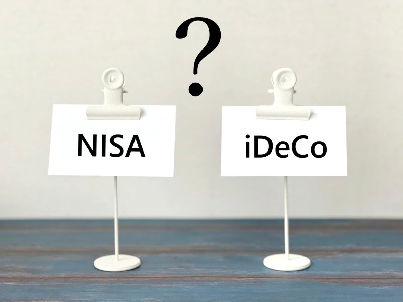【お金の専門家が教える】独身者におすすめは、つみたてNISA? それともiDeCo?