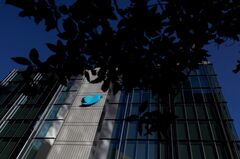 米ツイッター、許容する政治広告を拡大へ