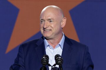 上院選は共和党が僅差でリード、6州の結果待ち