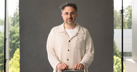 マイクロソフト、野心的なAI構想発表　オープンAIからの自立目指す