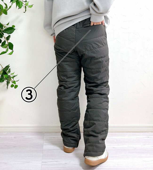 「冬の必需品!」ワークマンの“寝袋みたいなパンツ”がポカポカすぎて手放せない…!「寒さゼロ!」「暖かくてやめられない」