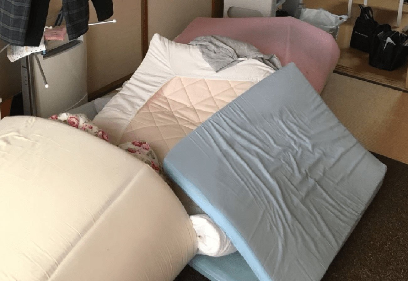 万年床をやめたいけど、ベッドもイヤ‥という人におすすめの奥の手とは?