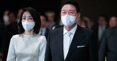 韓国大統領夫人の大人気に潜む「新政権のリスク」とは、元駐韓大使が解説