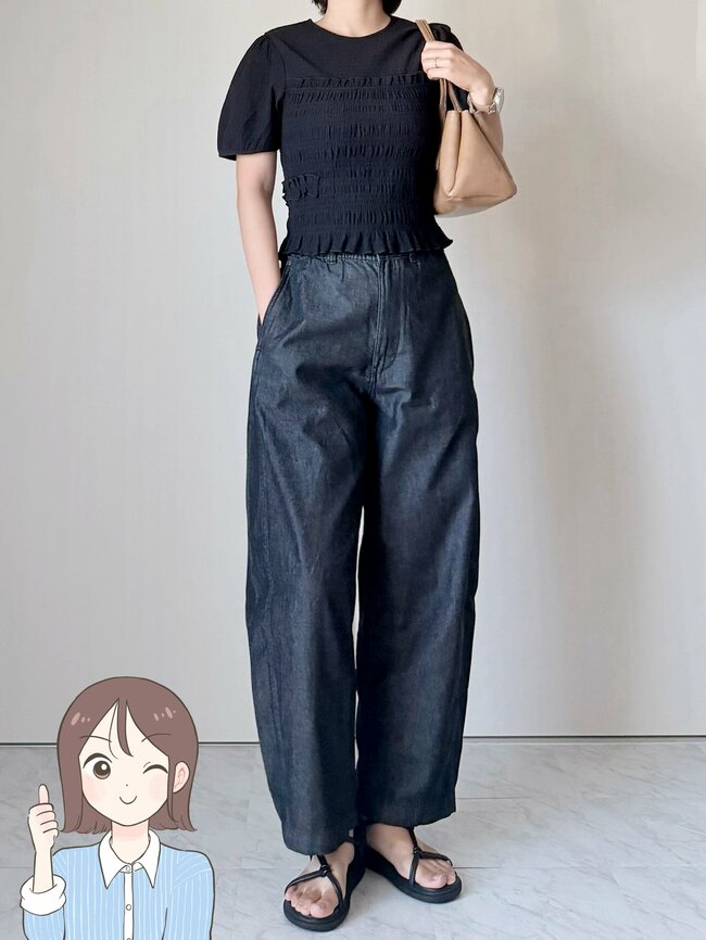 「久々に当たりの商品を見つけた」GUの“美シルエットなパンツ”薄くてはき心地バツグン！「ヘビロテ中です」「色違いで2着買っちゃいました」《購入レビュー》
