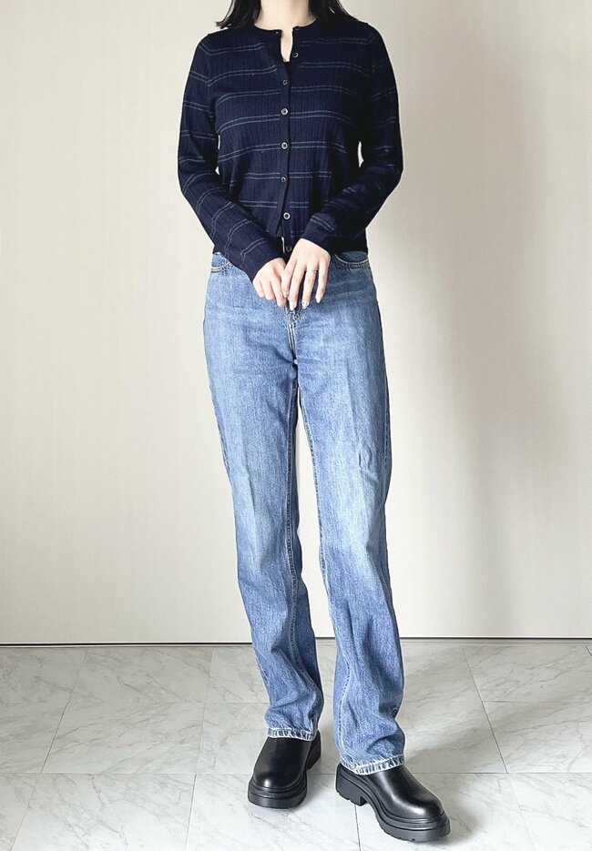 「シルエットがとても綺麗」ユニクロの“すっきり見えカーディガン”着回しやすくて色違いも欲しい!「色合いが可愛い」「肌ざわり最高」
