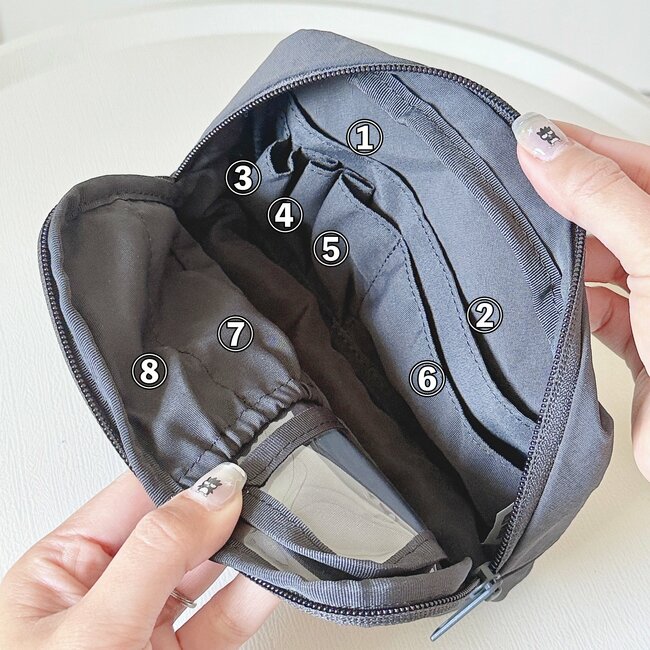 「ガバっと開いて使いやすい！」無印良品の“大容量ポーチ”コスメをまるっと収納できて頼りになる！「使いたいものが一目で分かる」「メイク品が全て収まって満足」