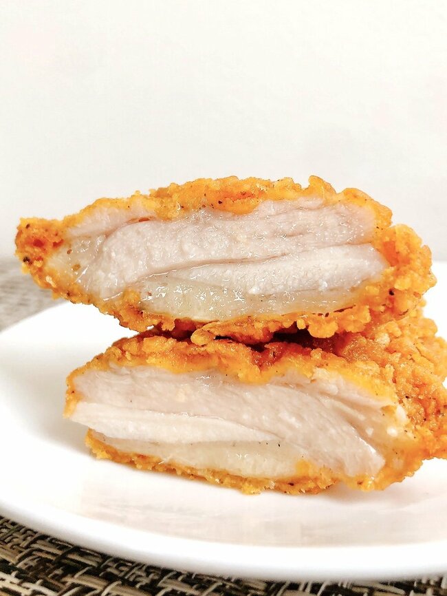 マジで行くたびに頼んじゃう。サイゼリヤの「絶品サイドメニュー」アレンジも色々できるし何皿でも食べたくなっちゃうよ…！