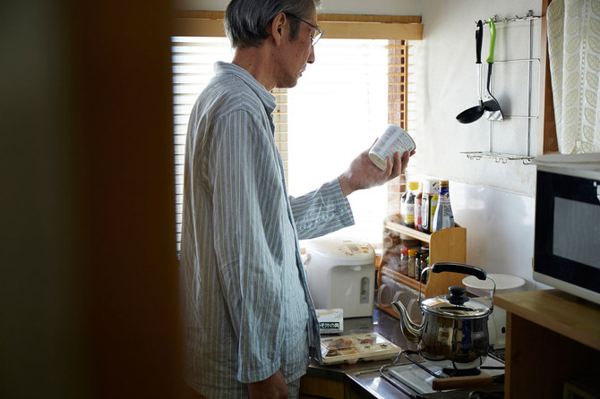 日本のオジサンは世界一孤独です。