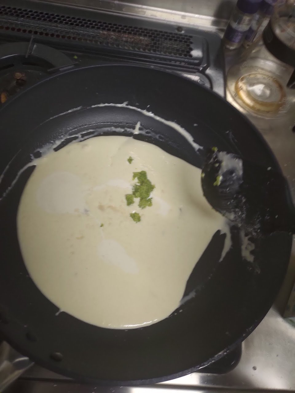 「コンビニ飯ばかり」の人に教えたい冷蔵庫の残り物でできるおしゃれパスタ