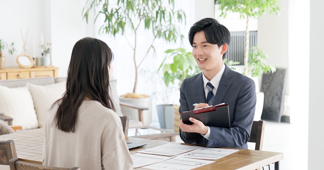 仕事ができる人は「メモをとる前後」に何をしているのか? 「聞いただけ」で終わらせない人の「意外な習慣」とは