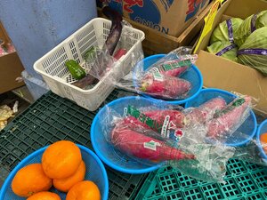 中国系「激安八百屋」が日本で攻勢中、“ゴミ野菜疑惑”の真相は？