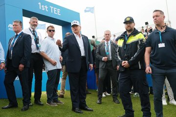 AI規制論、トランプ氏は対中競争を最優先