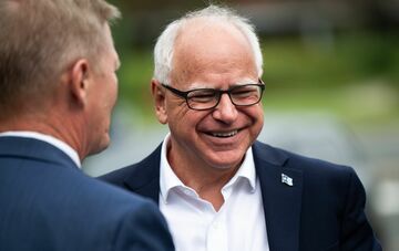 ハリス氏、副大統領候補にワルツ氏起用の理由