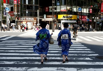 消費増税の負担緩和策、日本の苦い経験を反映