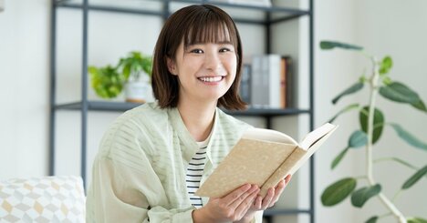 【1ヵ月に何冊読む？】読書習慣でわかる認知症になりやすい人、なりにくい人
