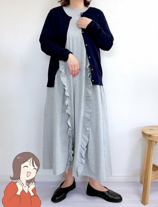「素敵ですねと声をかけられた」ユニクロ新作の“華やかワンピース”後ろ姿までカワイイ！「色違いも購入しました」「縫製もシルエットも綺麗」