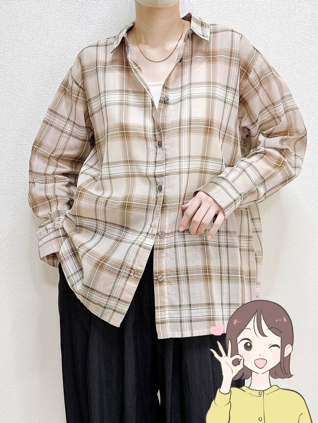 サッと羽織るだけでカワイイ！無印良品の“ふんわりシャツ”お尻まですっぽり隠せて優秀！「色違いも購入したい」「コスパ優秀な商品です」《購入レビュー》