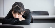 【まさかの不登校】子どもの心が弱くなる「共依存親子」の特徴とは？