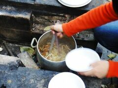 お客が自ら料理する「自分居酒屋」まで登場低価格飲食店のセルフサービスはここまできた！