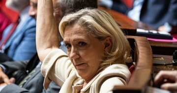 フランスでなぜ「極右大統領」が有力視？トランプ現象と似た怒り、決定的に違う「取り戻したいもの」とは
