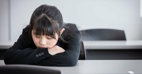 【まさかの不登校】子どもの心が弱くなる「共依存親子」の特徴とは？
