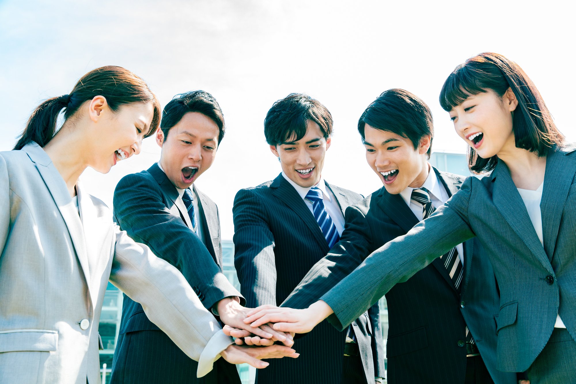 “転職ガチャ”の心配なし!中途入社者が選ぶ「社員の士気が高い企業ランキング」【上位30社】