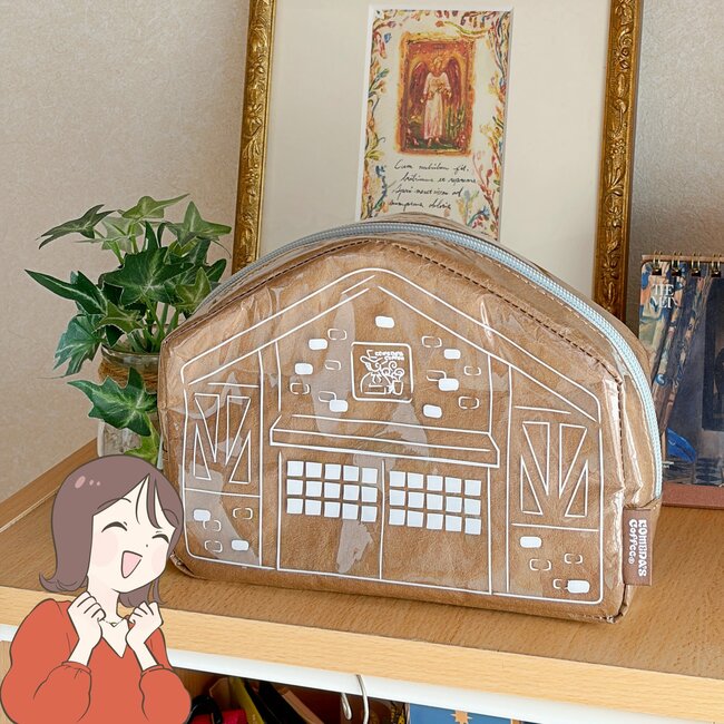 見つけた瞬間、迷わず購入！コメダ珈琲の“お店みたいなポーチ”かわいすぎて年中持ち歩きたい！「一目惚れで買った」「内側が店内柄」