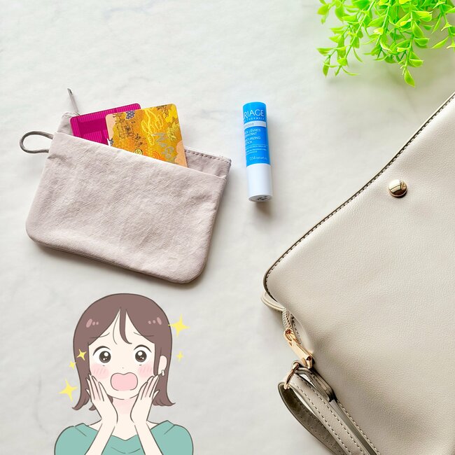 ミニ財布がわりに使えて便利！無印良品の“薄くて軽いポーチ”カードが50枚入って優秀すぎる！「長財布卒業できそう」「かさばらないのに意外と入る！」