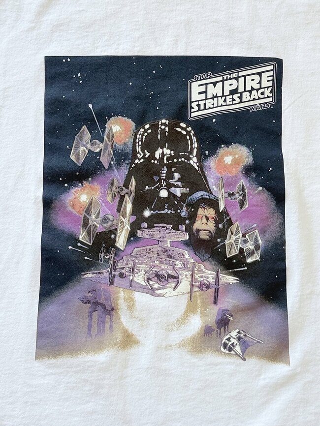 思わず2色買い…！ユニクロ×スター・ウォーズの「コラボTシャツ」かっこよすぎて毎日着たい！《購入レビュー》