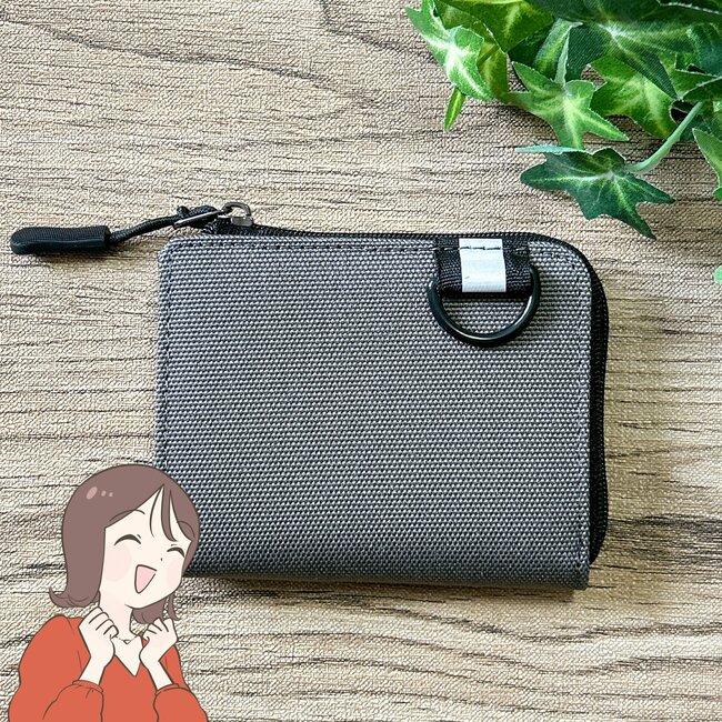 ガバッと開いて使いやすい！ワークマンの「コンパクトな財布」お会計がスムーズになった！
