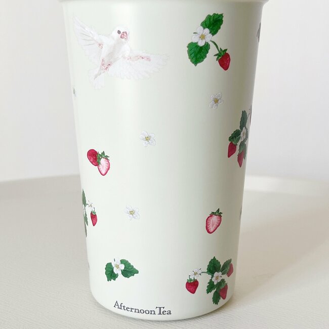 「とにかく可愛いのひとことです!」「一目惚れで購入しました」アフタヌーンティーの“絵本みたいなタンブラー”ふわふわのウサギがかわいすぎる!「視界に入る度にテンションが上がります」