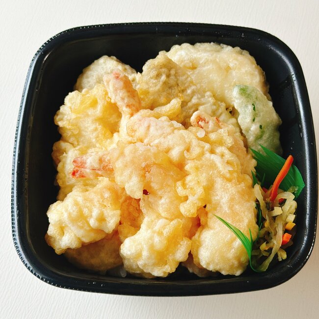 「お腹いっぱいです」「最高に幸せ」ほっともっとの“てんこ盛り弁当”具が多すぎてごはんが見えないよ…！