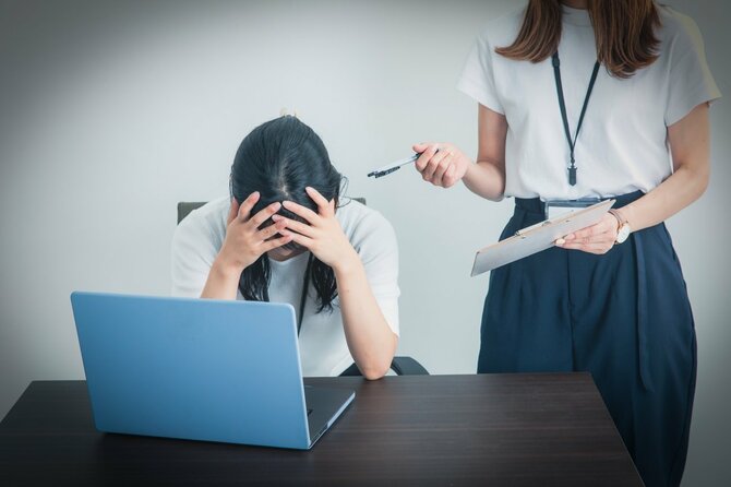 無能な上司は「なんでミスしたの?」と聞く。では“有能な上司”は、どう聞いている?