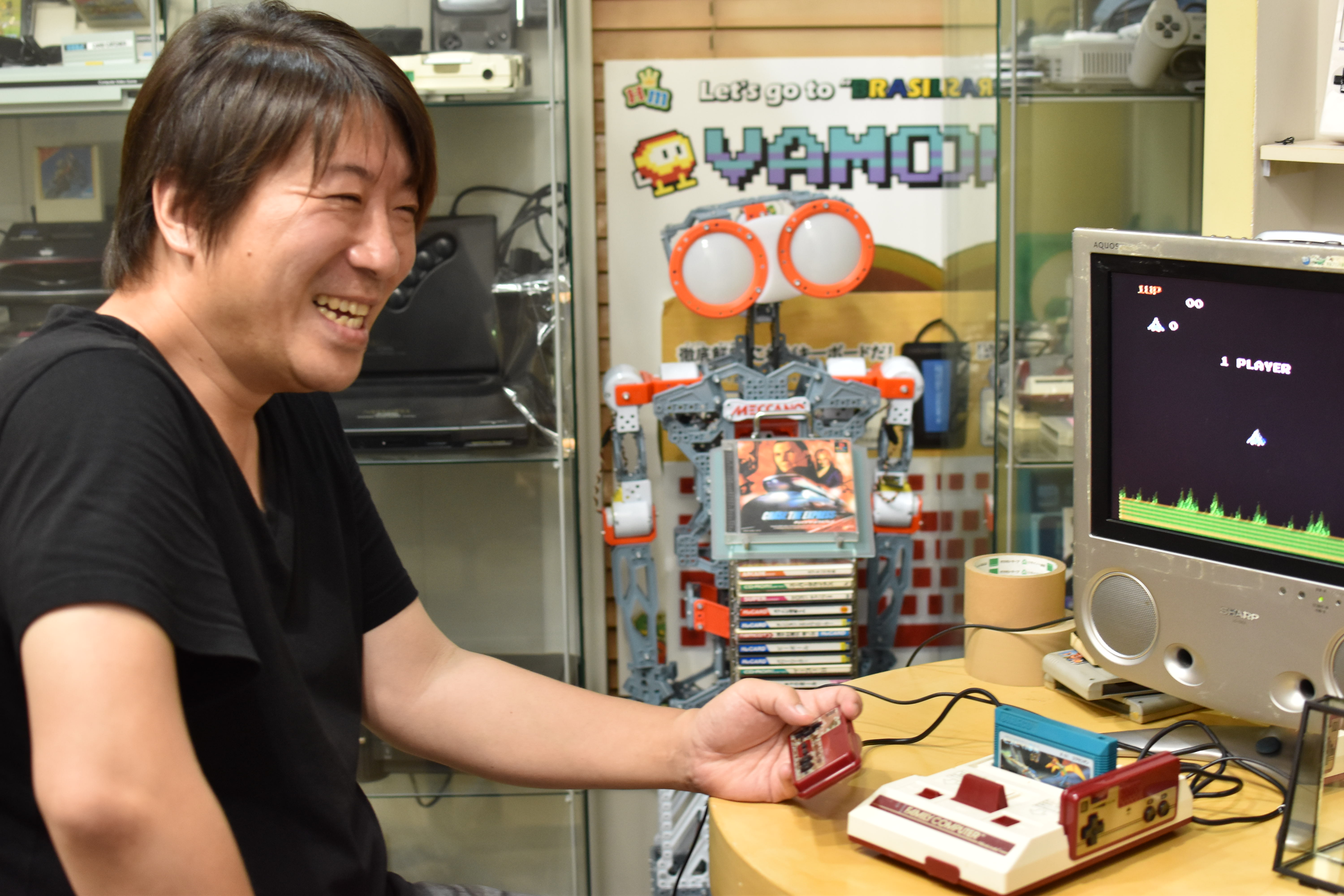 「これ俺のじゃん!」自分のファミコンソフトがテレビに…ファミコン40周年の年に起きた“小さな奇跡”