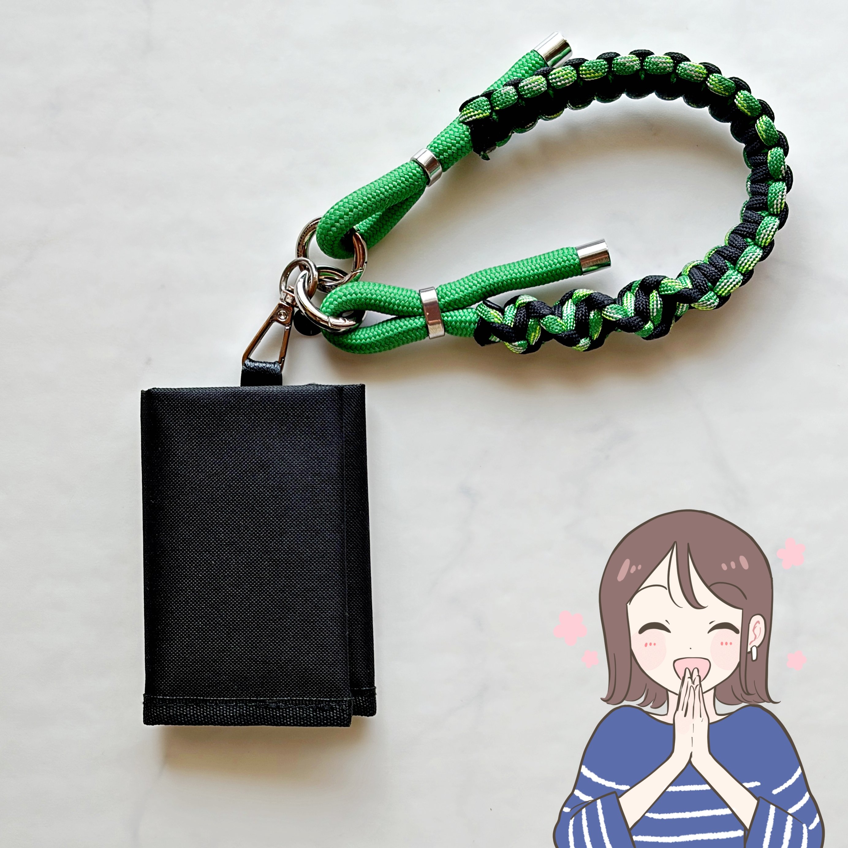 小銭やお札が取り出しやすい！ダイソーの「スマホより小さいミニ財布」カードが12枚入って便利！《購入レビュー》