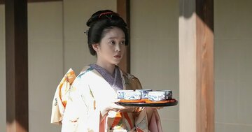 「あのあの話」「そのあの話」って、どの“あの話”？ 視聴者をケムに巻く会話劇…このカオスが見たかった！〈ばけばけ第8回〉