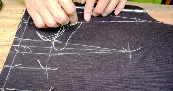 “現代の名工”が手縫いで仕立てるこだわりのスーツが支持を集める