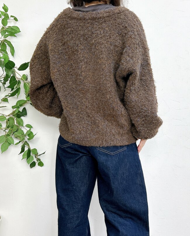 シルエットが可愛すぎる…！cocaの「ふわもこカーディガン」ゆったり体型カバーできるし、2990円はコスパいい！