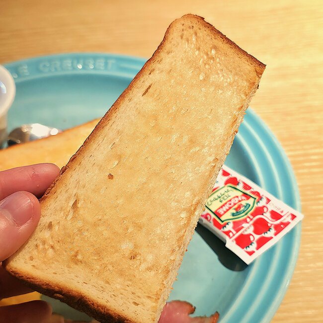 「今まで食べた中で一番うまい！」むさしの森珈琲の“贅沢モーニング”ふわふわオムレツが絶品すぎる！「ホテルのやつみたい」「朝から幸せだよ！」