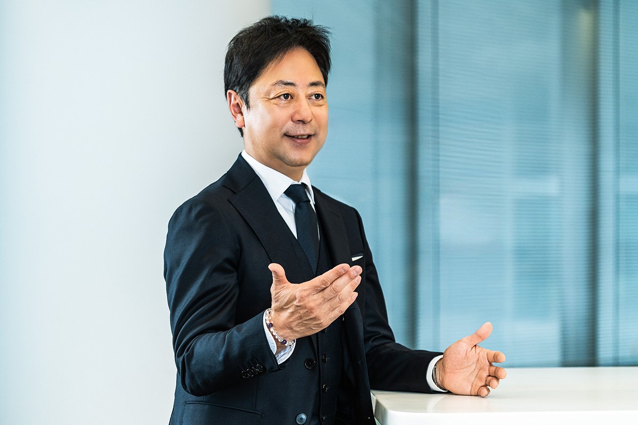 AI時代はDXで出遅れた日本企業にとって最大の「逆転」チャンス。今こそ変革に必須の「経営者の覚悟」と「現場の熱量」