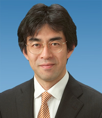 【小売り】<br />消費増税で消費者のバリュー志向が上昇 <br />オムニチャネル戦略をいかに活かせるかがカギ<br />――メリルリンチ日本証券リサーチアナリスト・青木英彦